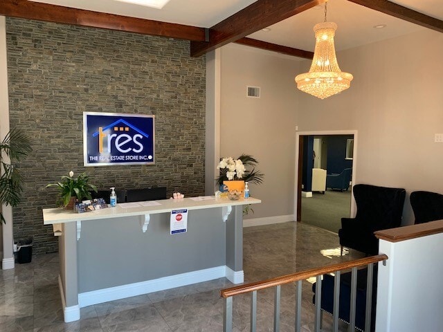 More Photos Of 13217-13225 Philadelphia St, Whittier Office For Lease