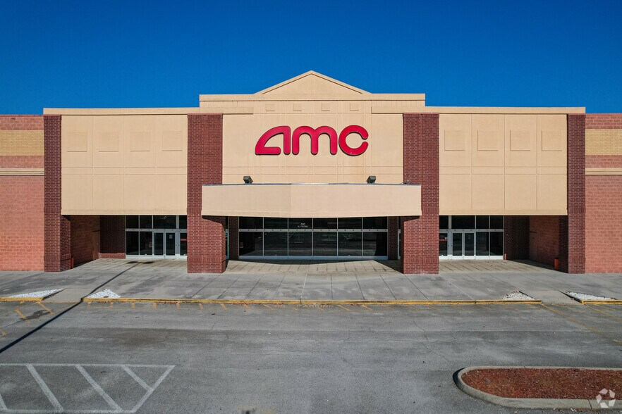 More Photos Of 106-180 N Peters Rd, Knoxville Unknown For Lease