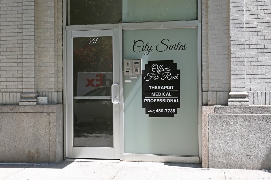 More Photos Of 1513 First Ave, New York Storefront Retail Office For Lease
