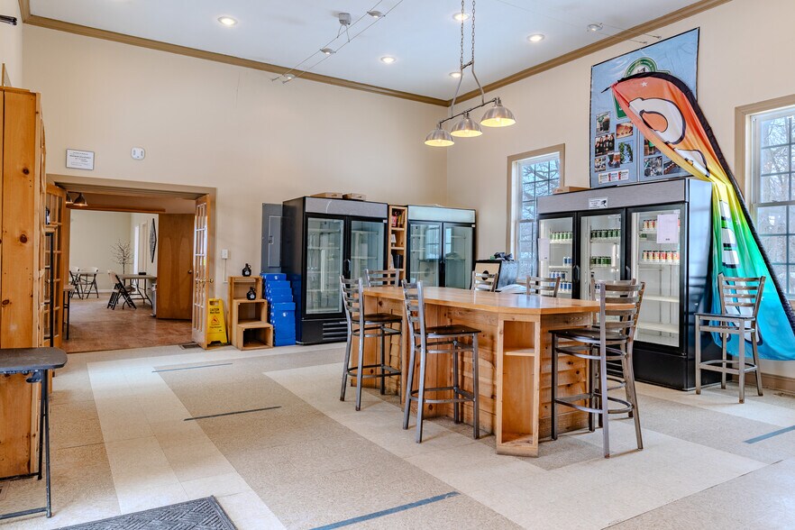 More Photos Of 315 E Seneca St, Manlius General Retail For Sale