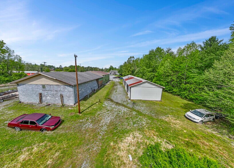 More Photos Of 5 Etowah School Rd, Etowah Warehouse For Sale