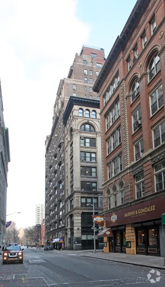 More Photos Of 1-3 University Pl, New York Apartments For Lease