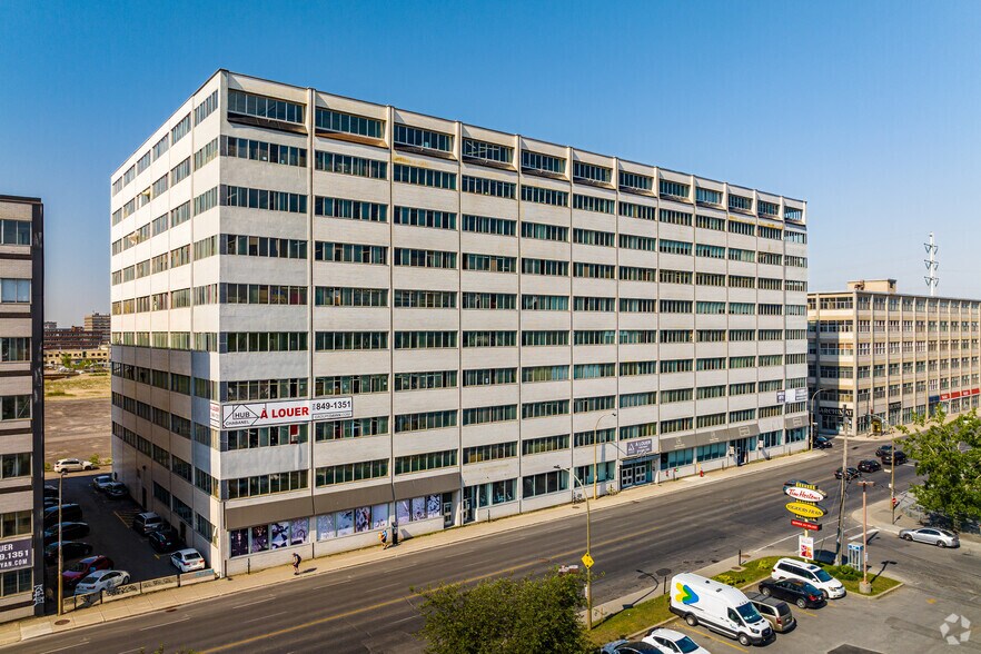 More Photos Of 9494 Boul Saint-Laurent, Montréal Industrial For Lease