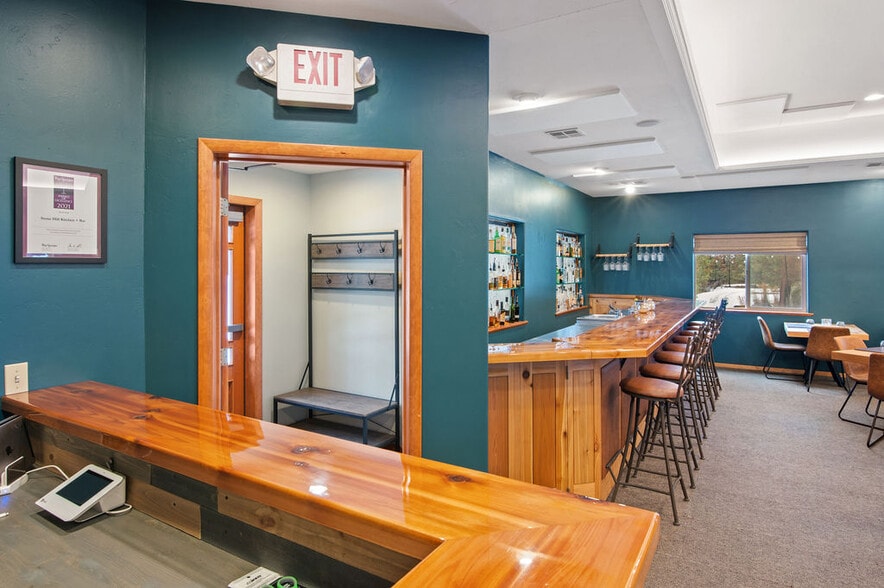 More Photos Of 7951 Hwy 35, Bigfork Restaurant For Lease