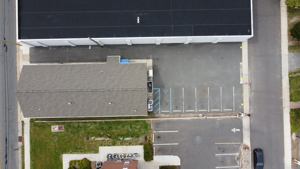 More Photos Of 717 Shore Rd, Somers Point Office For Sale