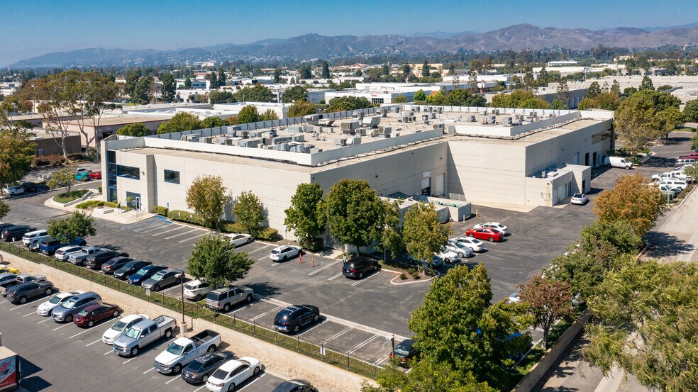 More Photos Of 4820-4822 McGrath St, Ventura Research And Development For Lease