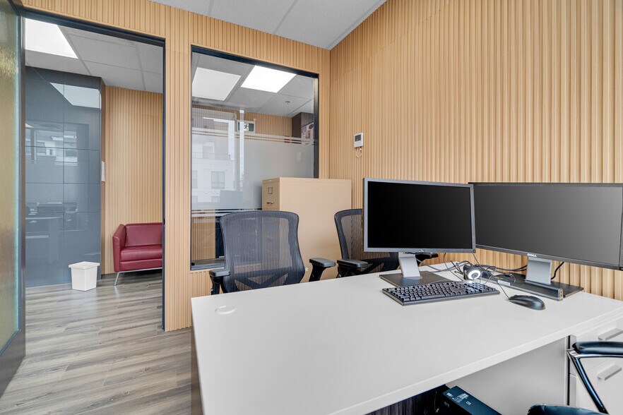 More Photos Of 20020B 84 Av, Langley Medical For Sale