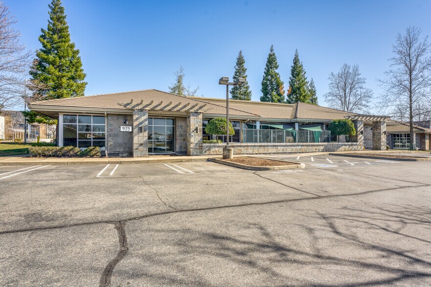 More Photos Of 975 Reserve Dr, Roseville Medical For Sale