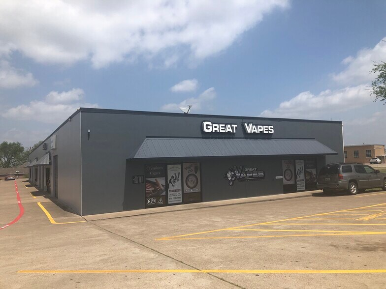 More Photos Of 300 Bryant Ave, Midlothian Light Distribution For Lease