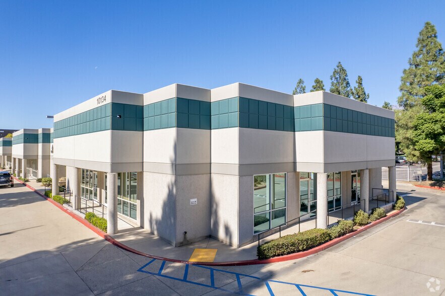 More Photos Of 10184 6th St, Rancho Cucamonga Research And Development For Lease