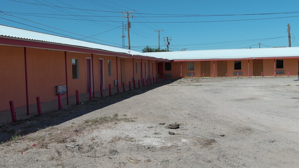 More Photos Of 239 TX-302, Kermit Hotel For Sale