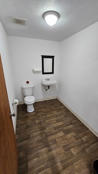 More Photos Of 7000 E 58th Ave, Commerce City Warehouse For Lease