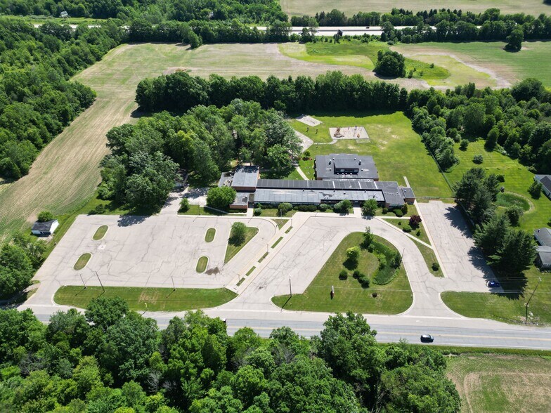 More Photos Of 11218 N Linden Rd, Clio Schools For Sale