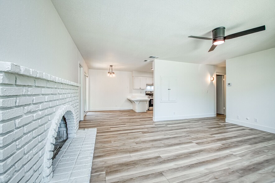 More Photos Of 523 W Mesa Ave, Clovis Apartments For Sale
