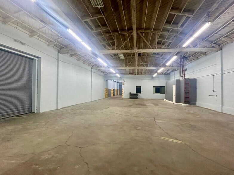 More Photos Of 414 W Florence Ave, Inglewood Warehouse For Sale