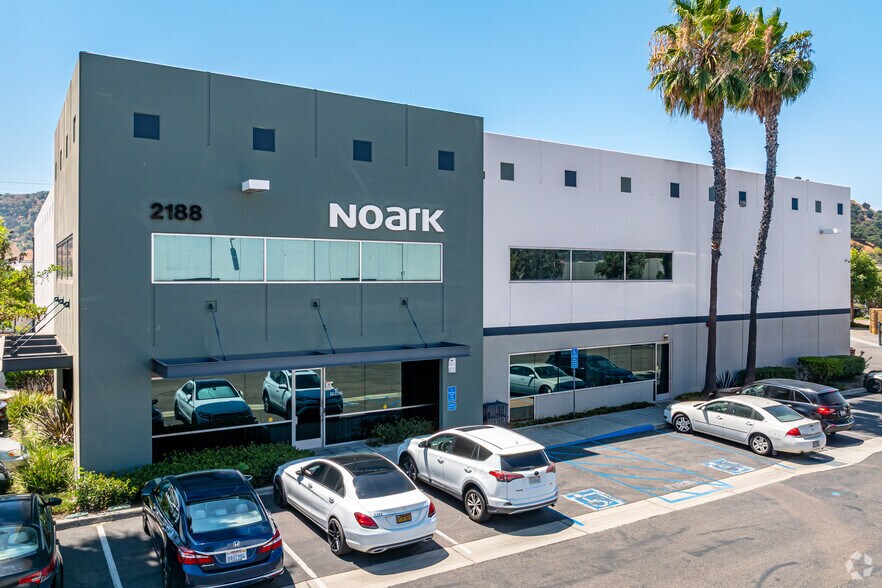 Primary Photo Of 2188 Pomona Blvd, Pomona Warehouse For Lease