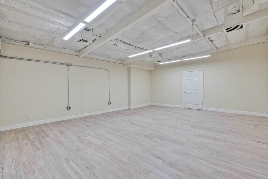 More Photos Of 853 Brown Rd, Fremont Research And Development For Lease