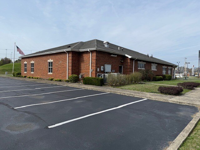 More Photos Of 8026 US Route 60, Barboursville Office For Sale