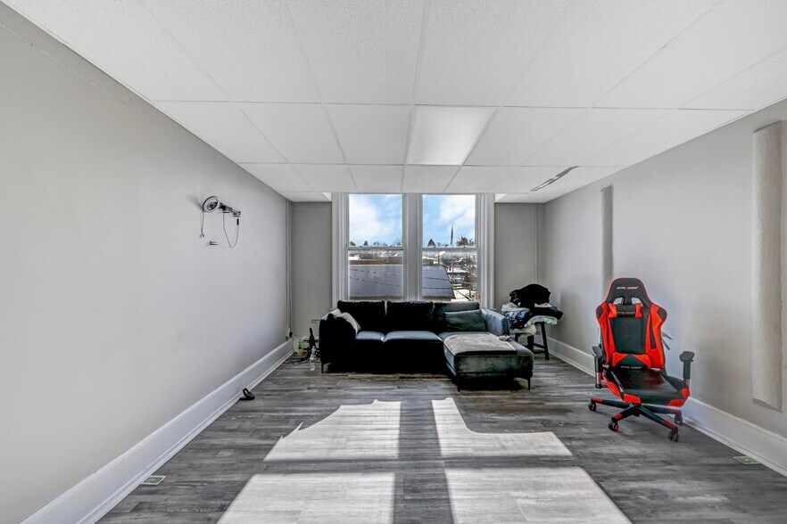 More Photos Of 310-312E Lackawanna Ave, Olyphant Apartments For Sale