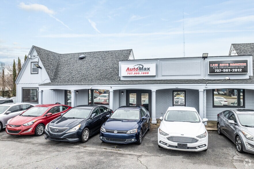 More Photos Of 4933-4935 Virginia Beach Blvd, Virginia Beach Auto Dealership For Lease