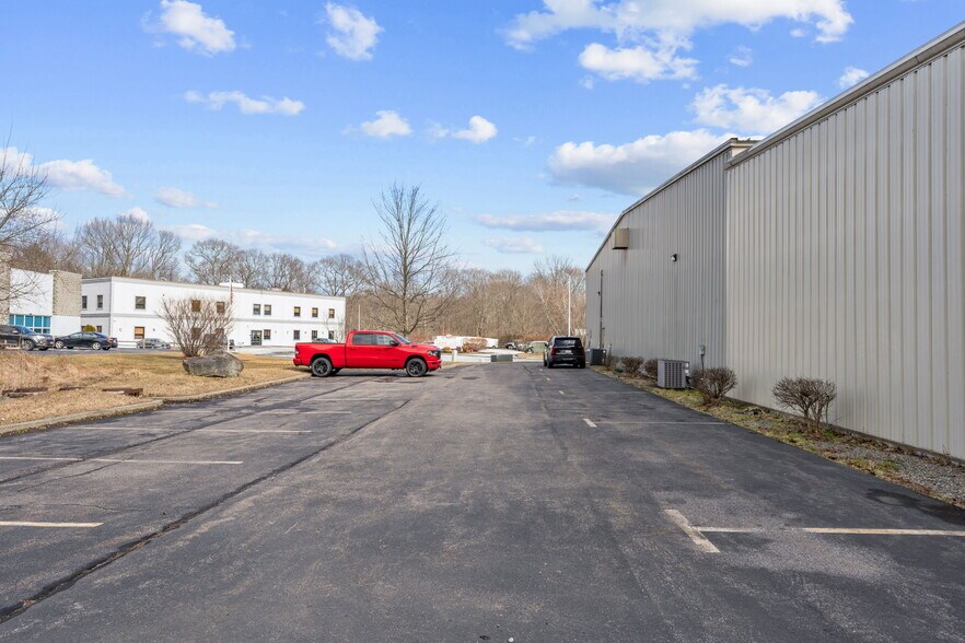 More Photos Of 20 Bellows Rd, Raynham Warehouse For Lease