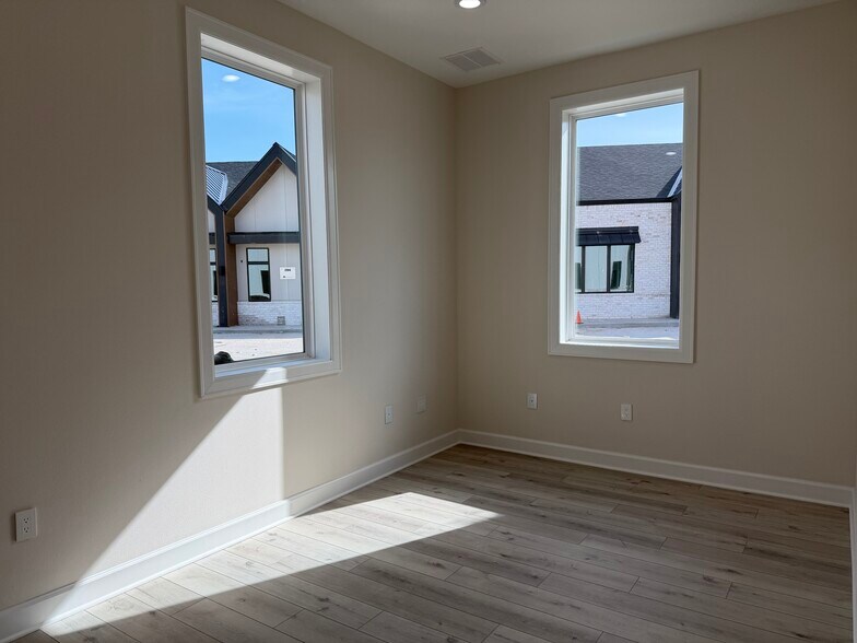 More Photos Of 5251 Katy Mills Cir, Katy Medical For Lease