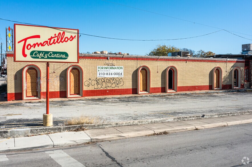More Photos Of 3210 Broadway St, San Antonio Restaurant For Lease