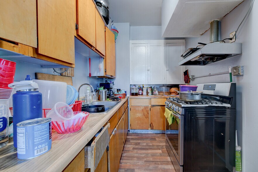 More Photos Of 2709 W Pico Blvd, Los Angeles Apartments For Sale