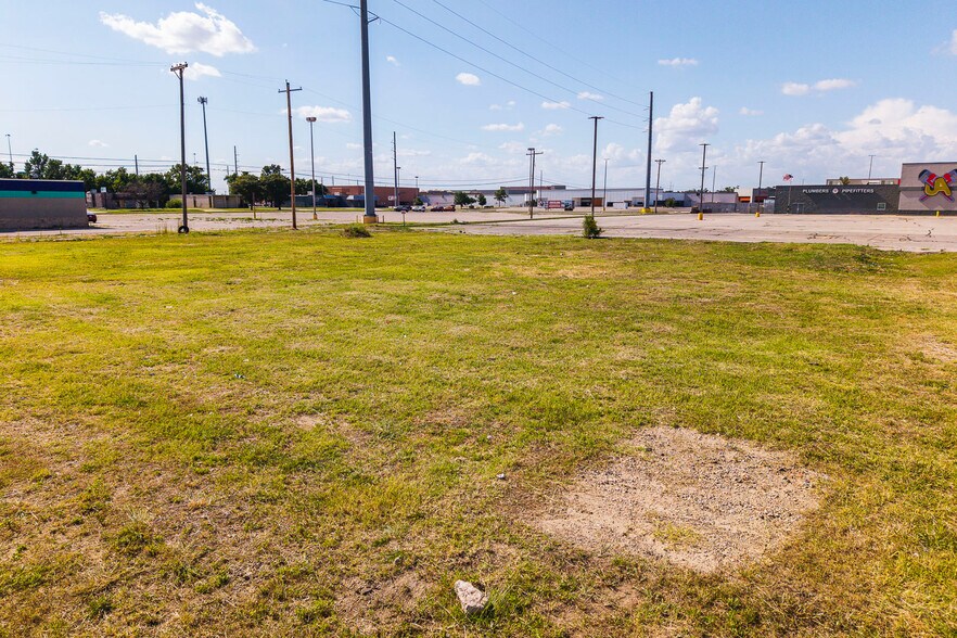 More Photos Of 4702 W Kellogg Dr, Wichita Land For Sale