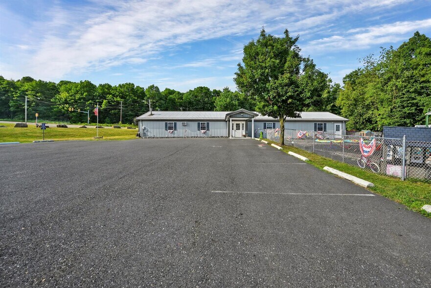 More Photos Of 10 Rausch Creek Rd, Tremont Daycare Center For Sale