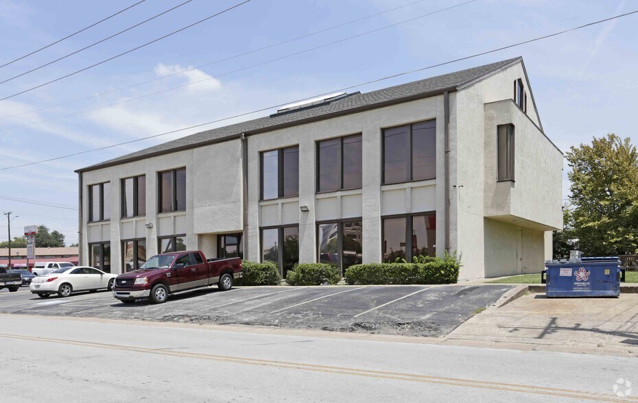 More Photos Of 7100 Blvd 26, Richland Hills Office For Sale