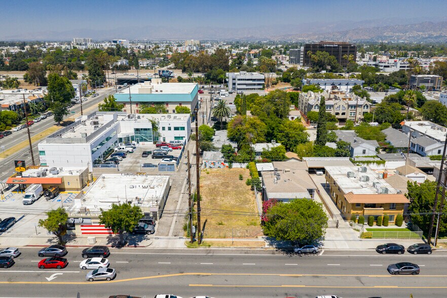 More Photos Of 10945 Moorpark St, North Hollywood Land For Sale