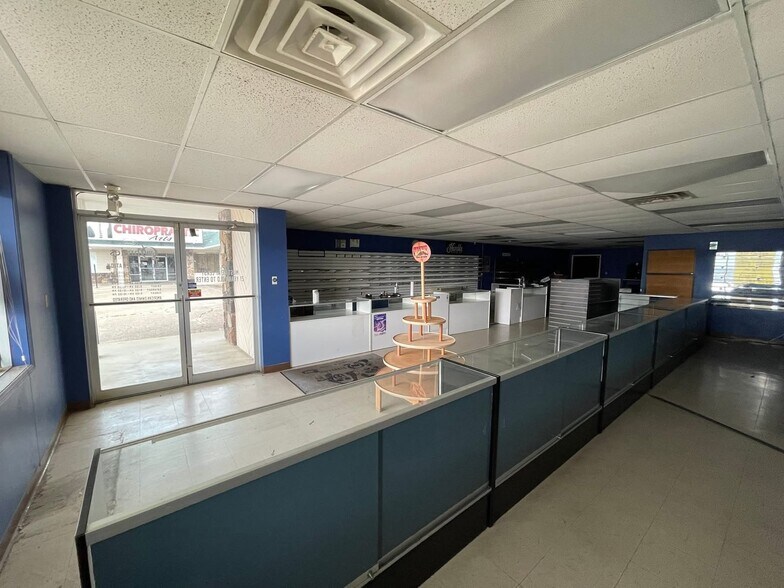 More Photos Of 809 Highway 62 65 N, Harrison General Retail For Sale