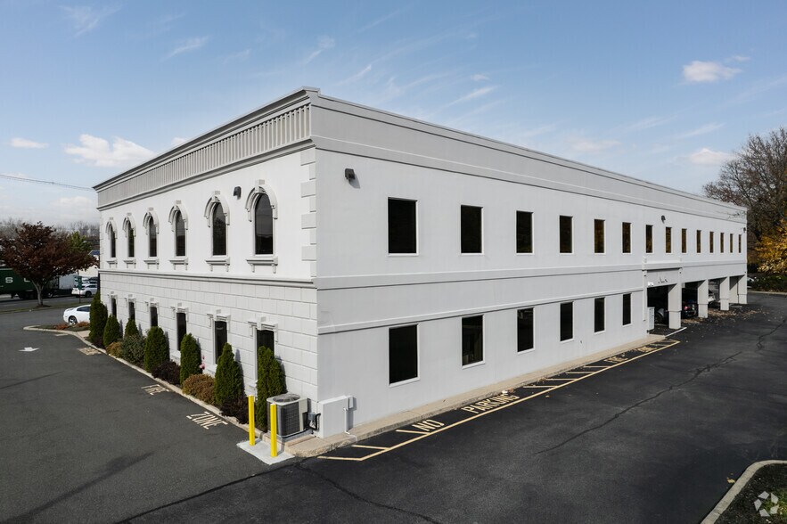 More Photos Of 66 N Route 17, Paramus Office For Lease