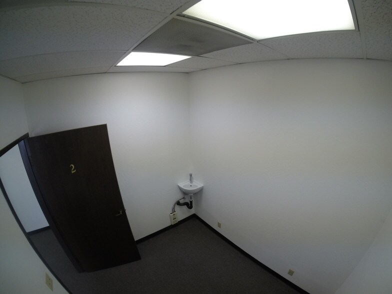 More Photos Of 1205-1247 S Park Victoria Dr, Milpitas Medical For Lease