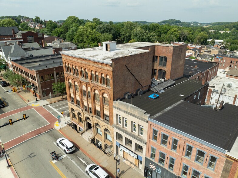 More Photos Of 41 N Main St, Greensburg Office For Sale