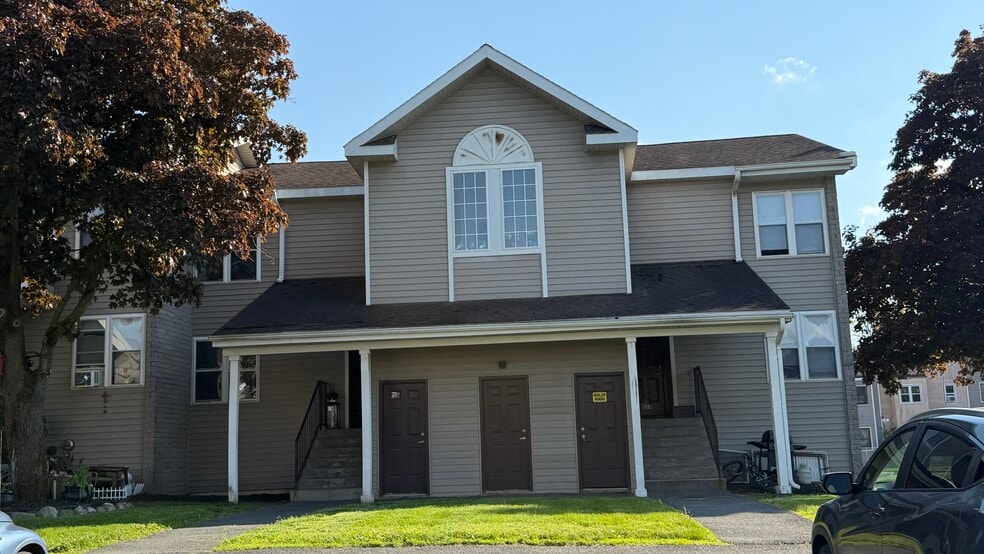 More Photos Of Capital Woods, Albany Apartments For Sale
