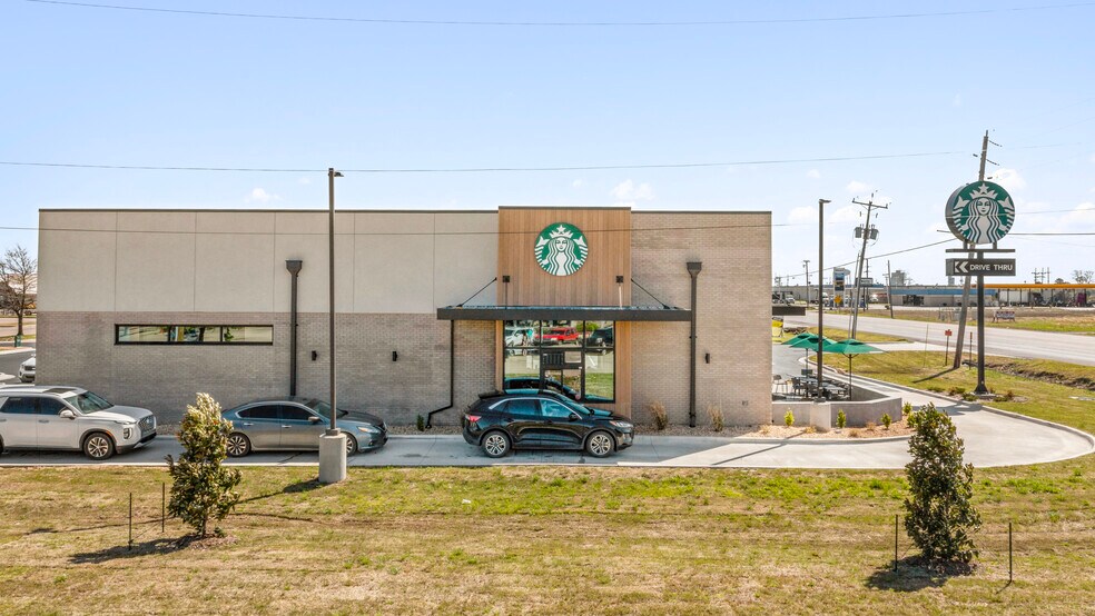 More Photos Of 3810 E Main St, Blytheville Fast Food For Sale