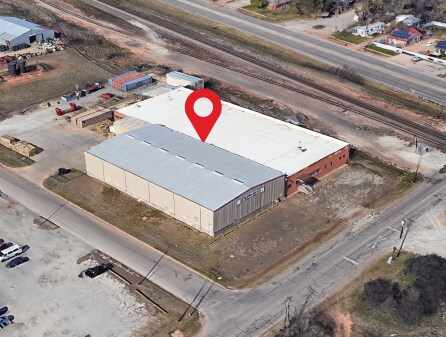 Primary Photo Of 912 N Beverly Dr, Wichita Falls Warehouse For Lease