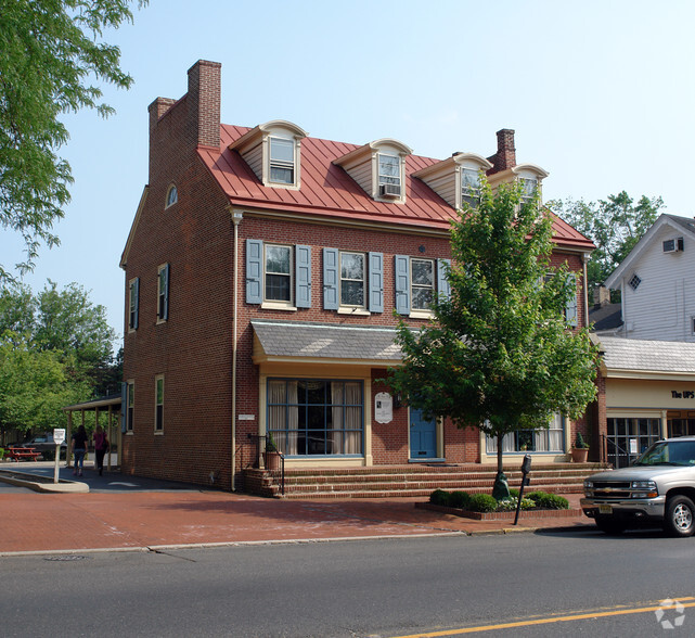 Primary Photo Of 232 Kings Hwy E, Haddonfield Loft Creative Space For Lease