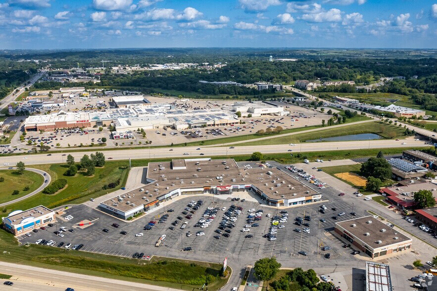 More Photos Of 1290-1300 Salem Rd SW, Rochester General Retail For Lease