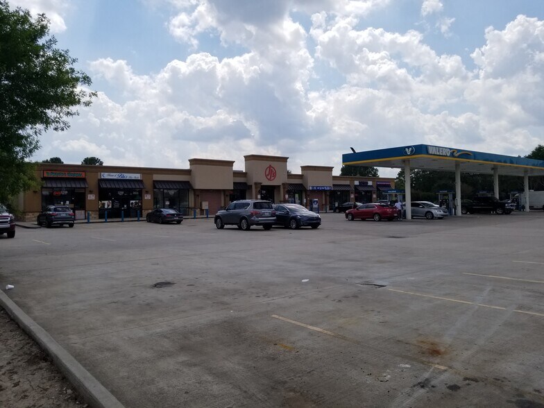 More Photos Of 3708 McHard Rd, Missouri City Freestanding For Lease