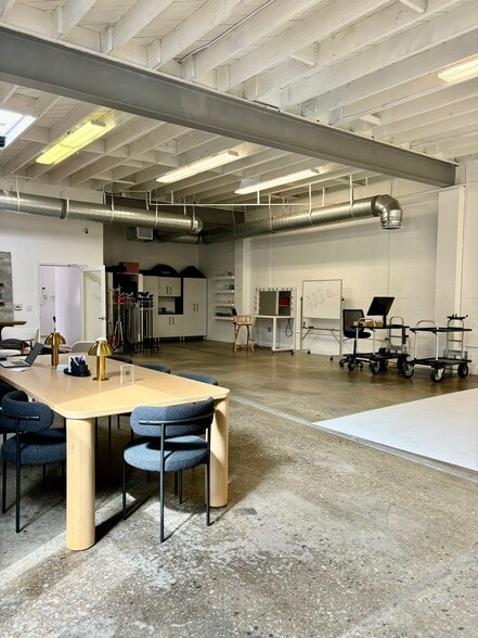 More Photos Of 2228 Barry Ave, Los Angeles Warehouse For Lease