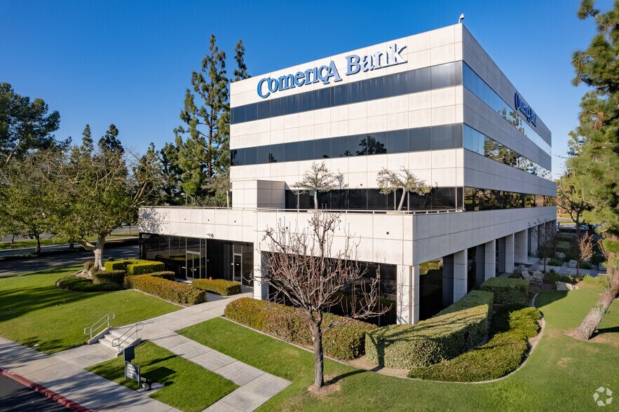 More Photos Of 13200 Crossroads Parkway N, City of Industry Office For Lease