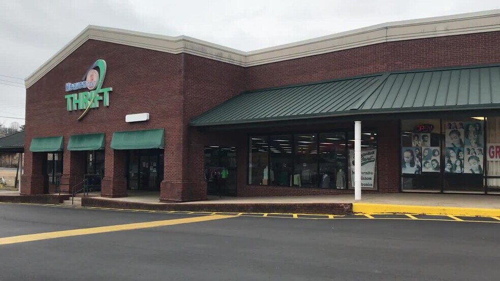 More Photos Of 1671-1691 Center Point Pky, Birmingham Unknown For Lease