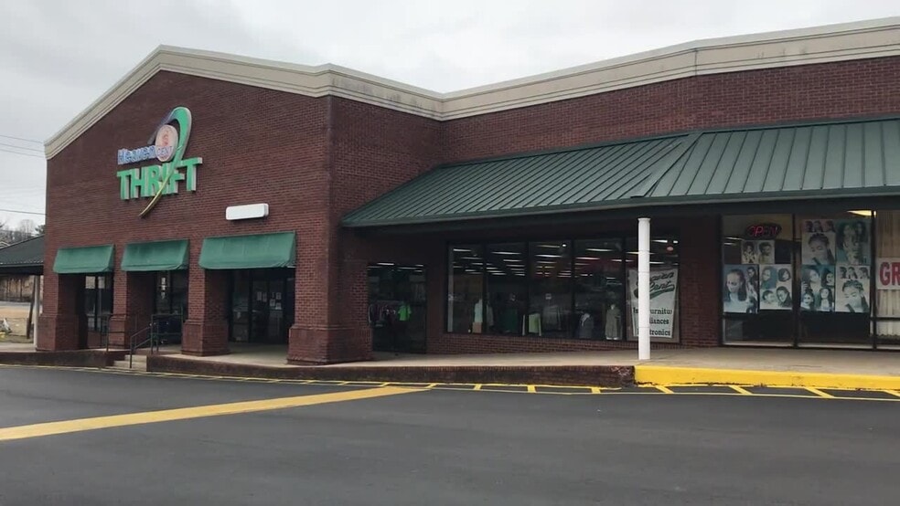 More Photos Of 1671-1691 Center Point Pky, Birmingham Unknown For Lease