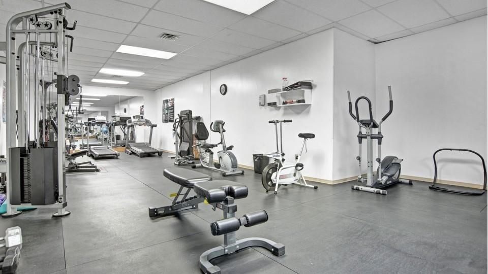 More Photos Of 241 5th Ave, Saskatoon Apartments For Lease