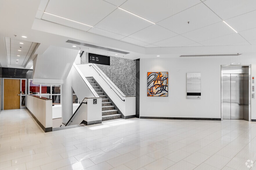 More Photos Of 110 Thomas Johnson Dr, Frederick Office For Lease