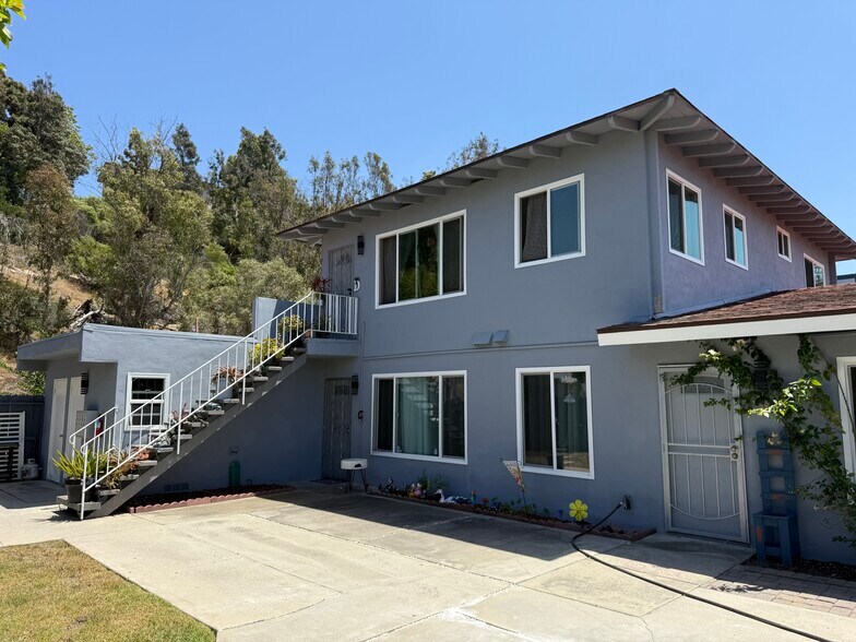 More Photos Of 332 S El Camino Real, Oceanside Apartments For Sale
