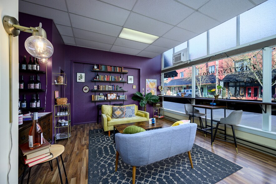 More Photos Of 116-128 Main St, Carlton Storefront Retail Office For Lease